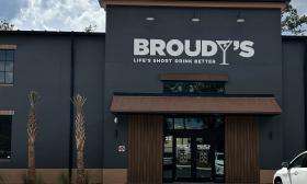 The exterior of the Broudy's in St. Johns