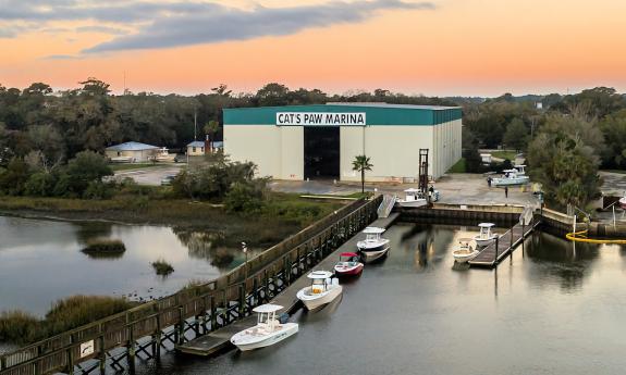 The outside of Cat's Paw Marina