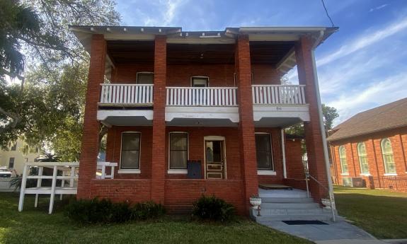 A brick house located in the historic Lincolnville neighborhood