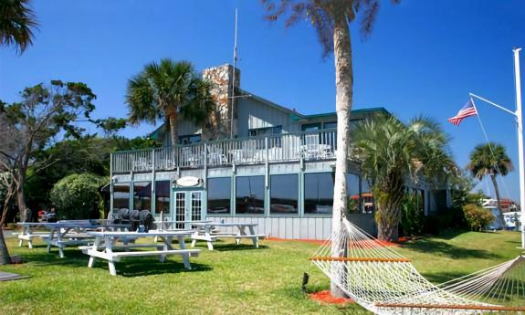 The exterior of Kingfish Grill