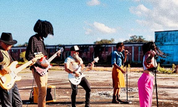 Outside image of the blues band Street Preacher