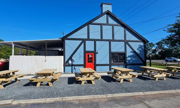 The exterior of The Wobbly Whale Public House