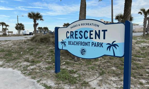 The sign at Crescent Beachfront Park