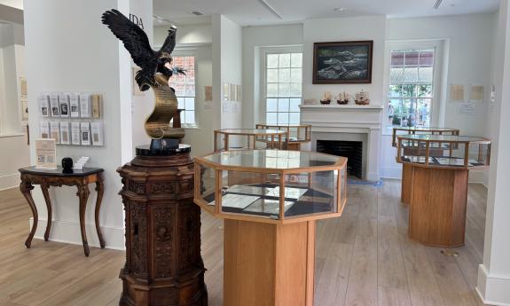 History exhibits filling in the space