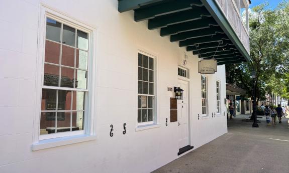 The exterior of the Karpeles Manuscript Museum