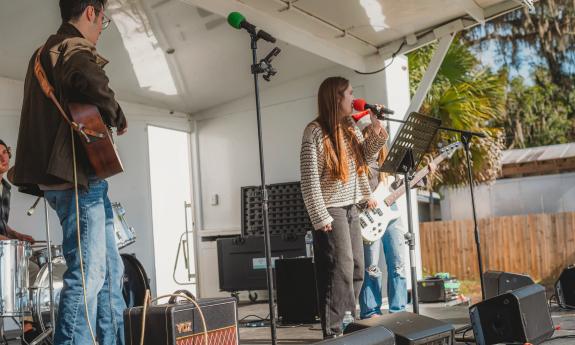 Keb & The Bels performing live on stage