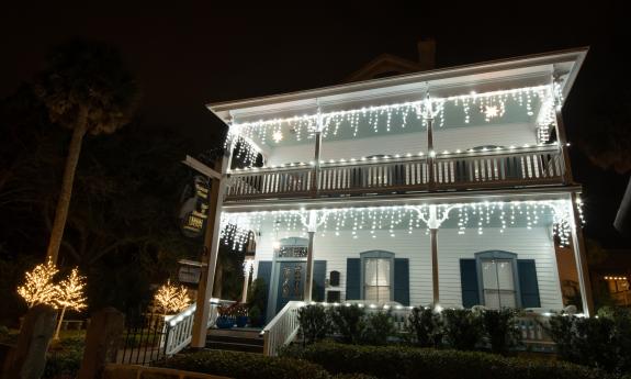 The Bayfront Wescott decorated with cool and warm white lights