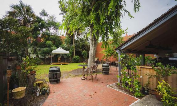 The charming courtyard at Casa de Vino 57 in St. Augustine, FL.