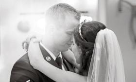A romantic moment at one couple's wedding captured by DeeLee Photography.