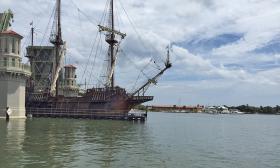 El Galeón arrives in St. Augustine to join in the city's 450th anniversary celebration.