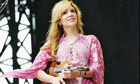 The great Alison Krauss getting ready to perform. 