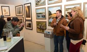 Visitors can enjoy light refreshments and appetizers at artwalk.