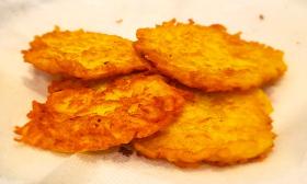 Latkes from Fraidy's Kosher Catering in St. Augustine.