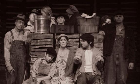 The Limelight Theatre presents “The Grapes of Wrath” from January 22 to February 14, 2016.