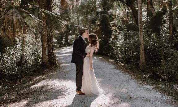 A St. Augustine wedding captured by Mia DiMare Photography.