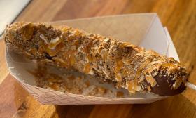 Banana Locos Food Truck dips frozen bananas in chocolate and covers them with crunchy goodness in St. Augustine.