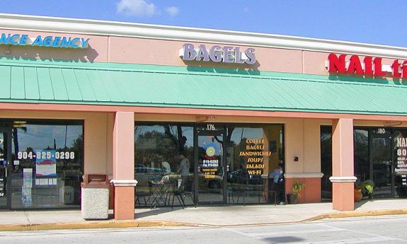The entrance to Everything Bagel in the Riverside Plaza.