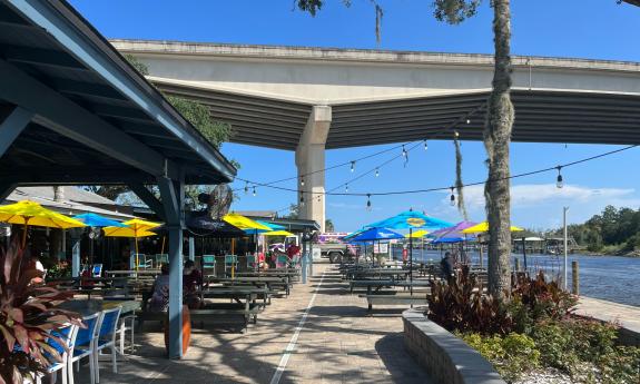 Outdoor patio at Palm Valley Outdoors Bar & Grill 