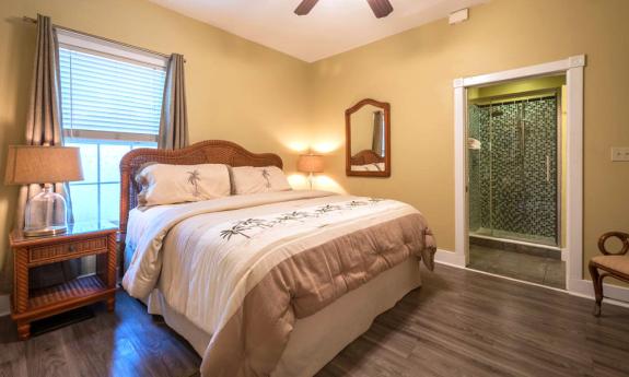 One of the 18 guest rooms at Agustin Inn.