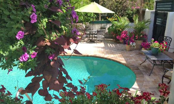 Relaxing and refreshing outdoor pool at the Kenwood Inn.