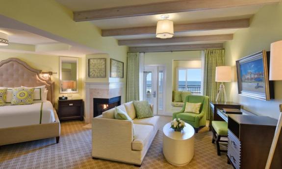 Beachfront rooms in Ponte Vedra Beach, North of St. Augustine. 