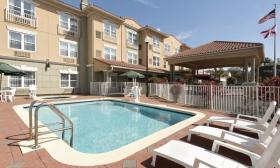 An outdoor pool at Country Inn & Suites in historic downtown, St. Augustine. 
