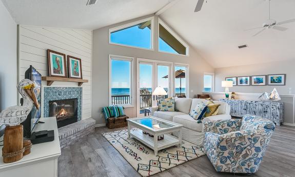 Inside Wren's Beach Rentals at the Beach 