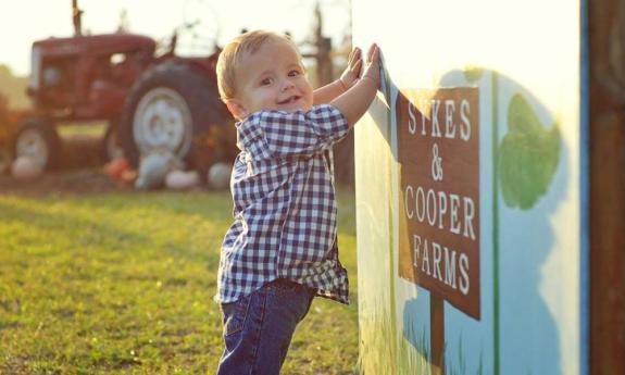 Kids love the Sykes Family Farms in Elkton, FL, during October.