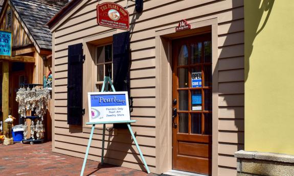 The entry to The Pearl Shop in St. Augustine, Florida.