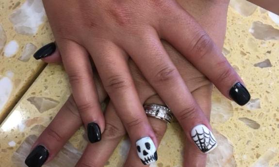 View of nails painted by Best Nails