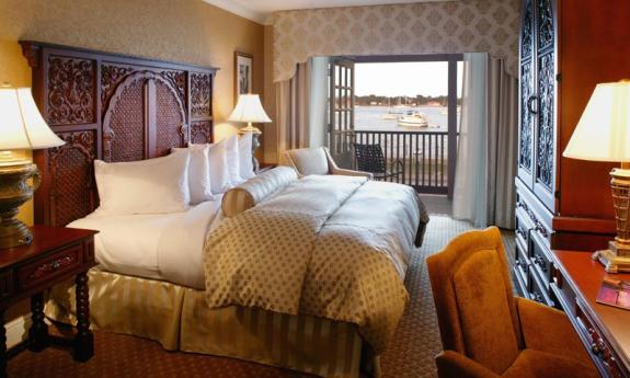Guest room with great view of the bay at the charming Hilton Historic Bayfont in St. Augustine.