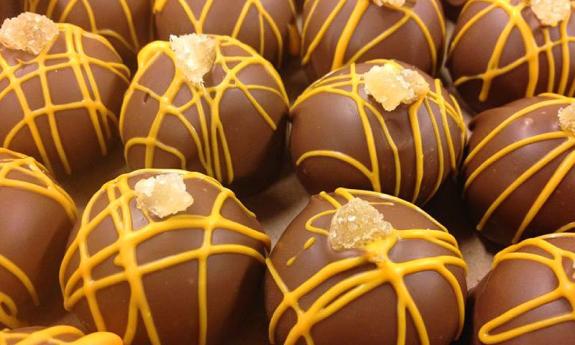 Buy delicious drizzled chocolates and sweets for any occasion at this St. Augustine store.