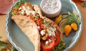 Zaharias specializes in delicious Greek cuisine.