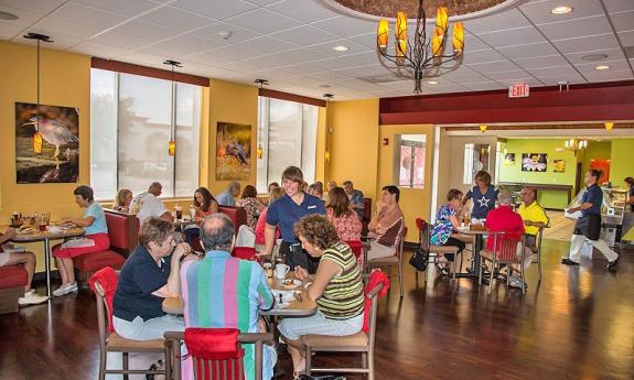 Large indoor dining room at Jaybird's Pizzeria & Restaurant in St. Augustine, Florida.