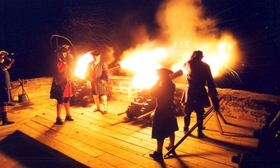Fort Guests on vacation can view Matanzas soldiers firing a cannon over the inlet.