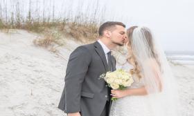 Kram Kran Photo captures a beach wedding in St. Augustine, FL