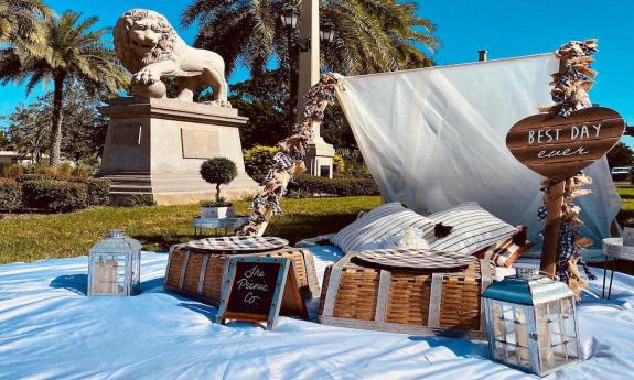 A Bridge of Lions picnic from The Picnic Co. in St. Augustine, FL.