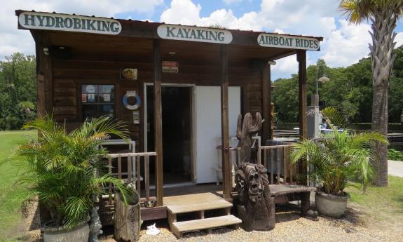 Ticket office for Sea Serpent Tours