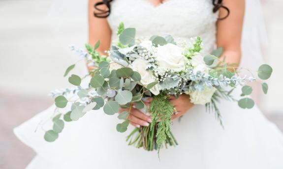 Southern Grace Fresh Floral Market's St. Augustine bride bouquet.