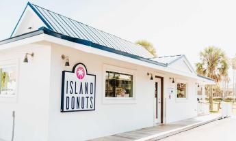 Outside Island Donuts on St. Augustine Beach