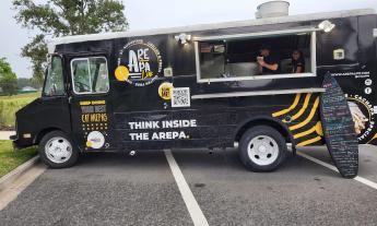 Arepa Life food truck.