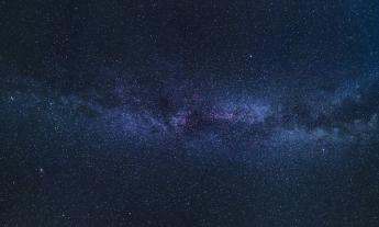 The night sky whoing the milky way