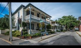 Carriage Way Inn Bed & Breakfast