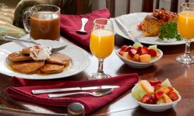 A full breakfast buffet is offered at St. Francis Inn every morning.