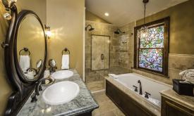 After a day of sightseeing, guests will enjoy relaxing in a hot bath or roomy shower.