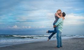 A couple on the beach in St. Augustine. Photo by Rob Futrell.