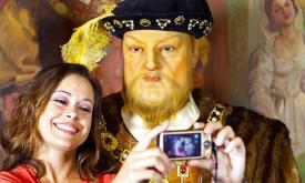 Take a selfie with King Henry VIII at Potter's Wax Museum in St. Augustine!