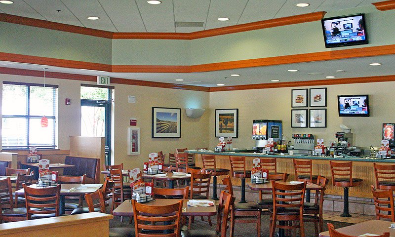 dennys dining room open